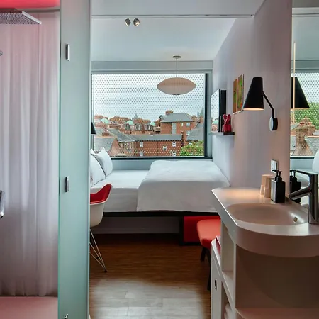 Szálloda Citizenm St Patrick's 4*