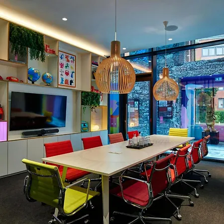 Citizenm St Patrick's Hotel 4*