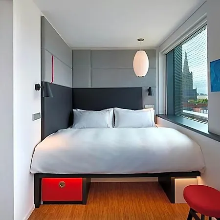 Citizenm St Patrick's Hotel 4*