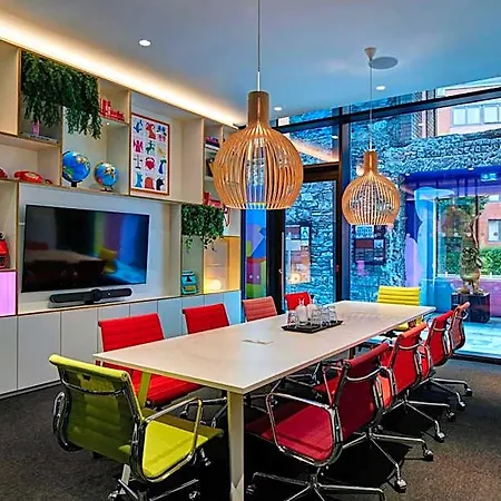 Hotel Citizenm St Patrick's 4*