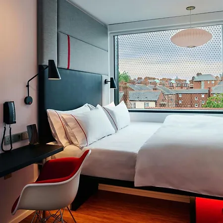Hotel Citizenm St Patrick's 4*