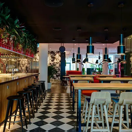 Citizenm St Patrick's Hotel 4*